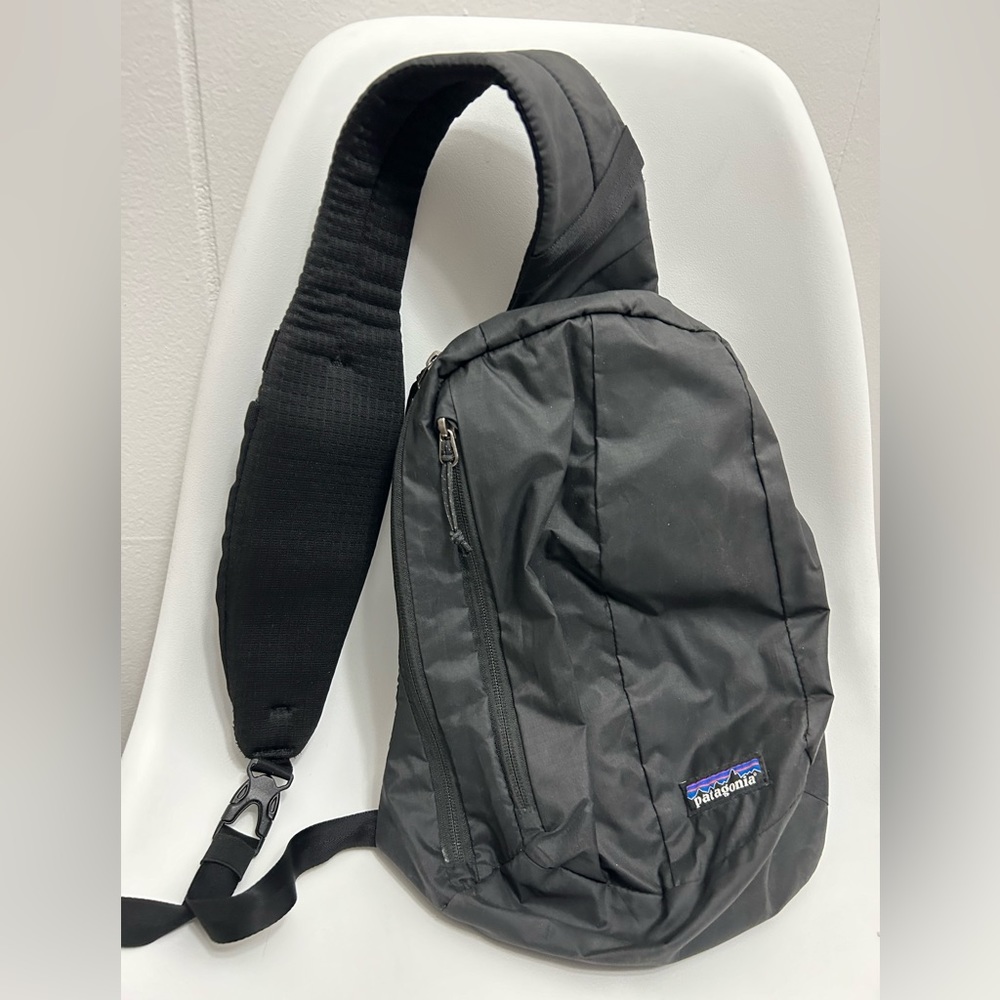 Patagonia Ultralight Black Hole® Sling 8L